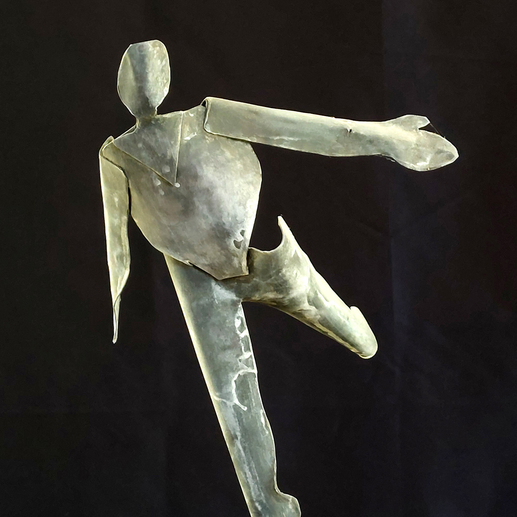 Sculpture en tôle de zinc de Philippe Doberset