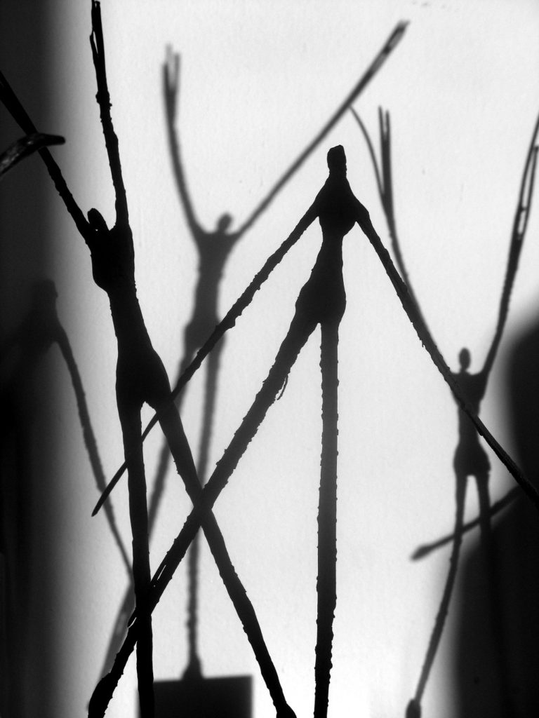 silhouettes de danseuses en bronze philippe Doberset