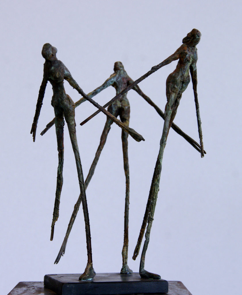 les trois graces sclpture en bronze de Philippe Doberset