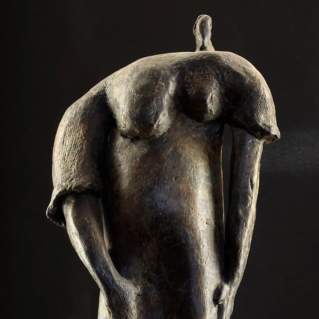 Grand pachy. Personnage en bronze patiné. Sculpture de Philippe Doberset