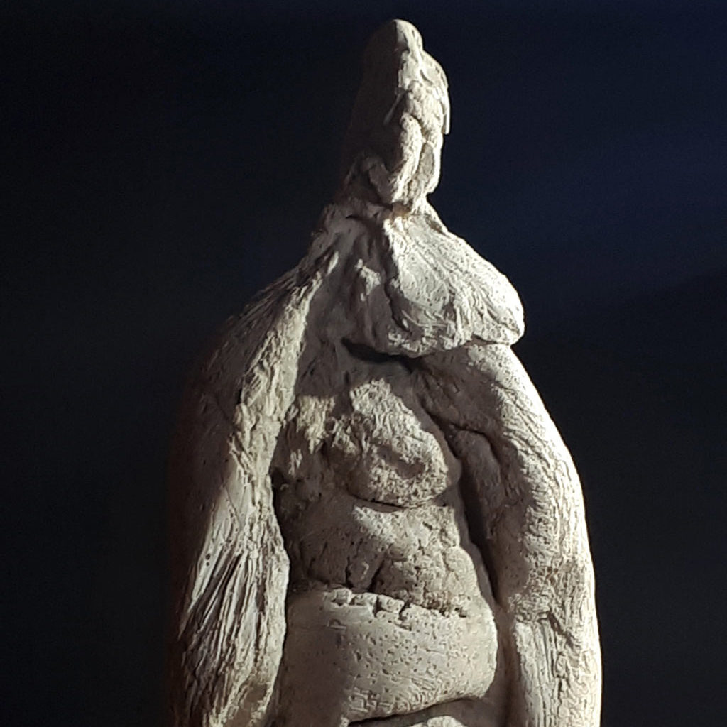 Sculpture en béton de Philippe Doberset représentant un personnage de la série Omettos