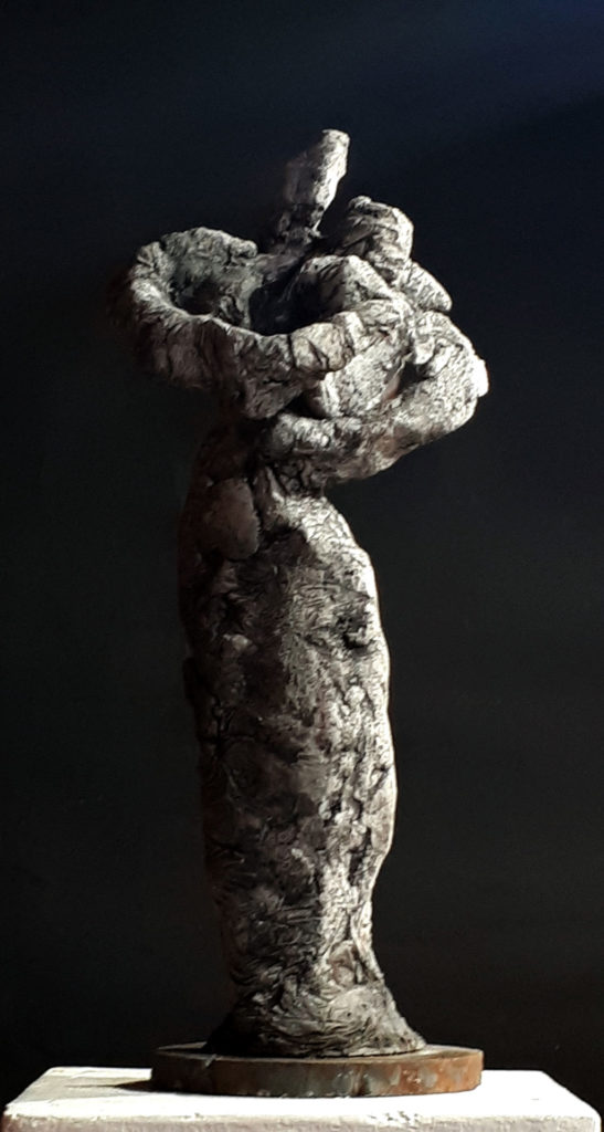 Vierge à l'enfant  Sculpture en béton de Philippe Doberset