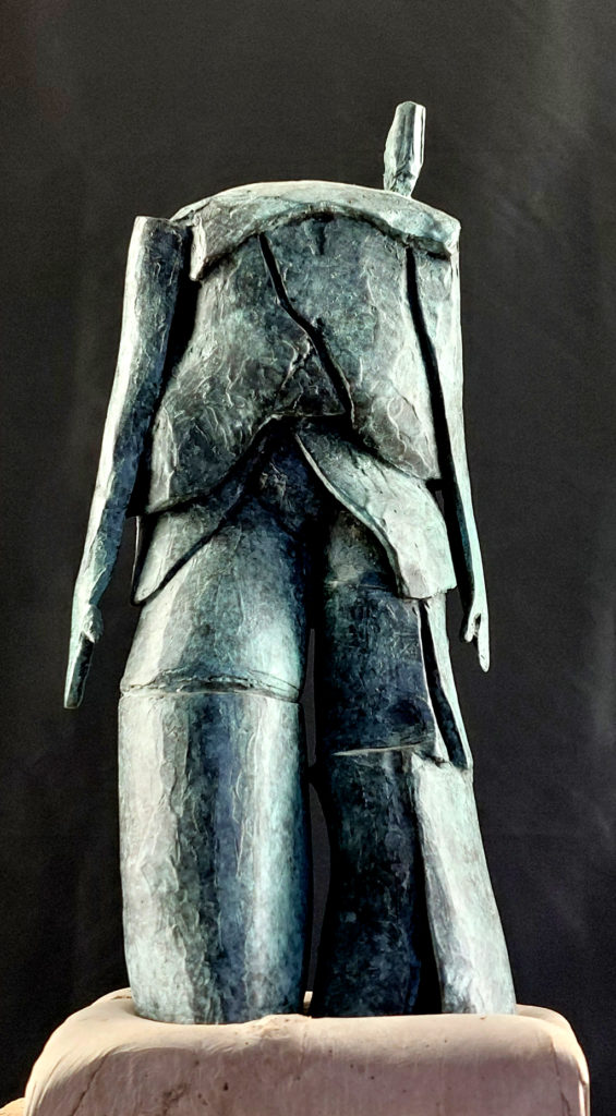 Pachy gris Personnage en bronze patiné. Sculpture de Philippe Doberset