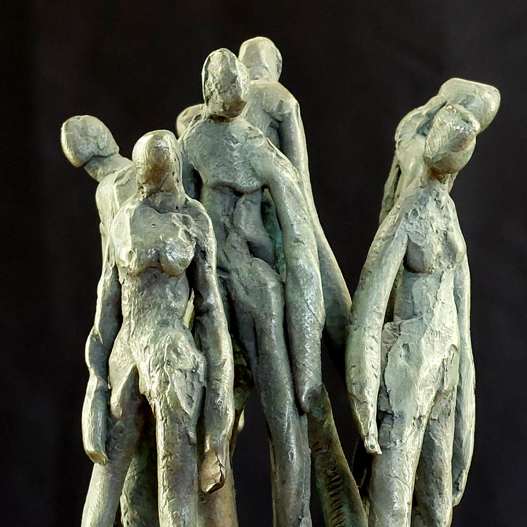 Petite foule en bronze. Sculpture de Philippe Doberset