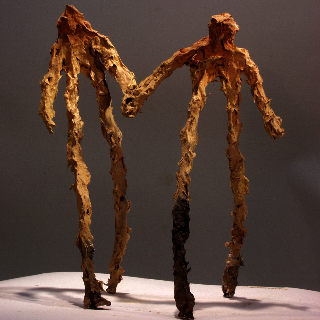 Couple de terre sculpture de Philippe Doberset