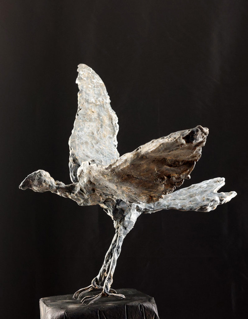 oiseau en envol. Sculpture de Philippe Doberset